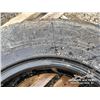 Image 22 : (5) LT275/70R18 WINTER TIRES