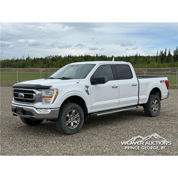 2022 FORD F-150 XLT CREW CAB PICKUP