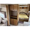 Image 21 : 2005 DUTCHMEN 31 FT. T/A TRAVEL TRAILER