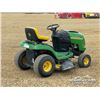 Image 3 : JOHN DEERE L111 42 IN. RIDING MOWER