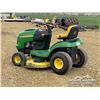 Image 4 : JOHN DEERE L111 42 IN. RIDING MOWER