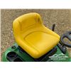 Image 8 : JOHN DEERE L111 42 IN. RIDING MOWER