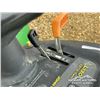 Image 11 : JOHN DEERE L130 48 IN. RIDING MOWER