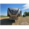 Image 2 : 2013 PALOMINO SABRE 33RETS-6 T/A 5TH WHEEL TRAILER