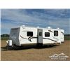 Image 1 : 2011 FLAGSTAFF 829 BHSS 32 FT. T/A TRAVEL TRAILER