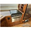 Image 20 : 2011 FLAGSTAFF 829 BHSS 32 FT. T/A TRAVEL TRAILER