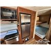 Image 22 : 2011 FLAGSTAFF 829 BHSS 32 FT. T/A TRAVEL TRAILER