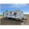 Image 3 : 2011 FLAGSTAFF 829 BHSS 32 FT. T/A TRAVEL TRAILER