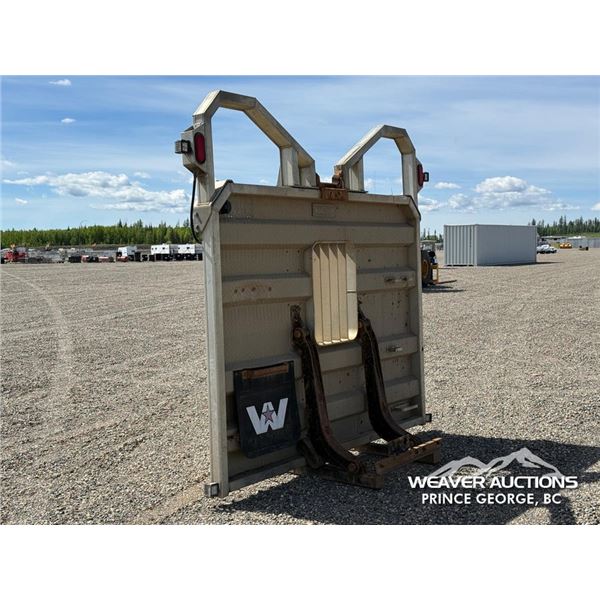 MAGNUM ALUMINUM CAB GUARD