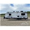 Image 7 : 2018 KEYSTONE OUTBACK 240URS T/A TRAVEL TRAILER