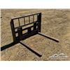 Image 2 : 42 IN. SKID STEER PALLET FORKS