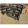 Image 5 : 42 IN. SKID STEER PALLET FORKS