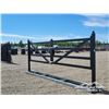 Image 4 : BI-PARTING METAL RANCH GATE