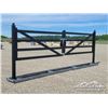 Image 5 : BI-PARTING METAL RANCH GATE