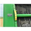 Image 11 : JOHN DEERE 566 ROUND BALER