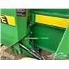 Image 25 : JOHN DEERE 566 ROUND BALER