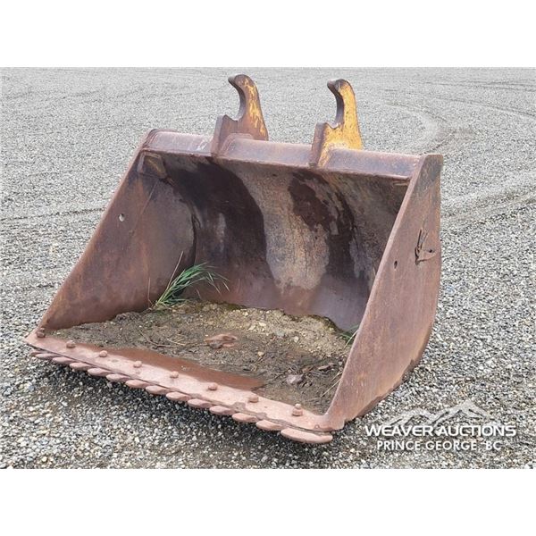 WMB 64 IN. CLEANOUT BUCKET