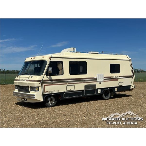 1981 TRIPLE E LEOCRAFT 800FD S/A MOTORHOME