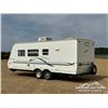 Image 4 : 2001 KEYSTONE 24 FT. T/A TRAVEL TRAILER