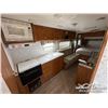 Image 9 : 2001 KEYSTONE 24 FT. T/A TRAVEL TRAILER
