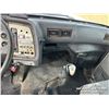 Image 12 : 1992 FORD 8000 T/A 16,800 LITRE FUEL TRUCK