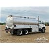 Image 3 : 1992 FORD 8000 T/A 16,800 LITRE FUEL TRUCK