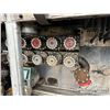 Image 64 : 1992 FORD 8000 T/A 16,800 LITRE FUEL TRUCK