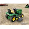 Image 3 : 2005 JOHN DEERE LX280 48 IN. LAWN MOWER