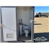 Image 2 : 2 PERSON BATHROOM