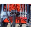 Image 10 : SSL580 RIDE-ON SKID STEER LOADER