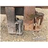 Image 9 : (3) LOG BUNKS