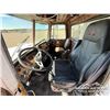 Image 12 : 1990 AUTO CAR T/A DUMP TRUCK