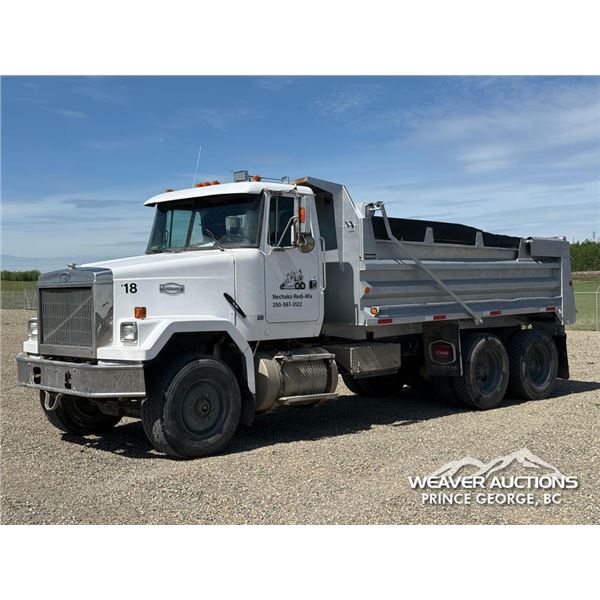 1990 AUTO CAR T/A DUMP TRUCK
