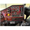 Image 19 : 2007 FREIGHTLINER FLD 120 T/A DUMP TRUCK