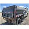 Image 56 : 2007 FREIGHTLINER FLD 120 T/A DUMP TRUCK