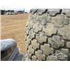 Image 5 : (2) FIRESTONE 28L-26R25 TIRES