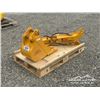 Image 3 : MINI EX 10 IN. DIG BUCKET W/ HYDRAULIC THUMB