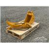 Image 1 : MINI EX 12 IN. DIG BUCKET W/ HYDRAULIC THUMB