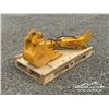 Image 3 : MINI EX 12 IN. DIG BUCKET W/ HYDRAULIC THUMB
