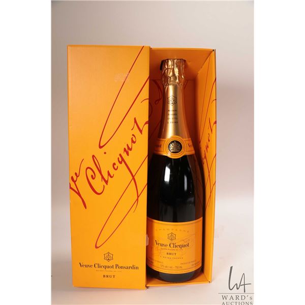 Veuve Clicquot/ Brut Sparkling Wine/ 750ml/ 12% ABV Note: Alcohol cannot be insured by any courier i