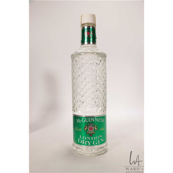 McGuinness/ London Dry Gin/ 750ml/ 40% ABV Note: Alcohol cannot be insured by any courier in Canada.