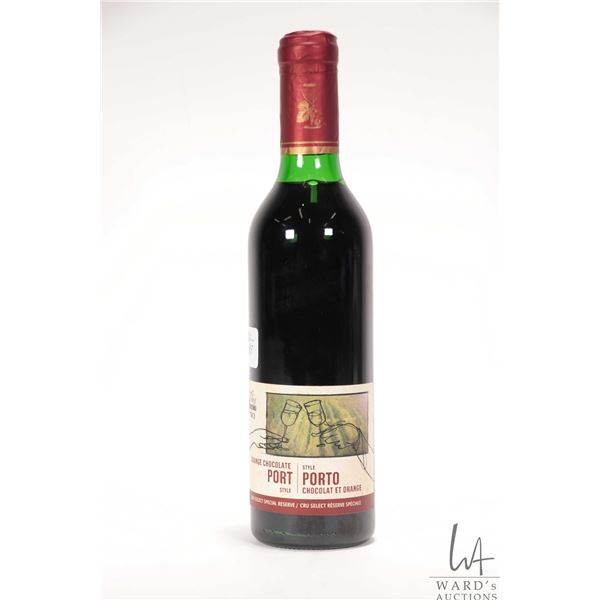 Cru Select RQ/ Orange Chocolate Port Style Wine/ 375ml/ 14% ABV Note: Alcohol cannot be insured by a