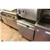 Image 2 : Clevland 2 Door Convection Steamer