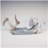 Image 2 : Lladro, The Magic of Comedy (Clown with Flowers #5459)
