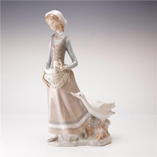 Lladro Figurine, Girl with Goose 1004815