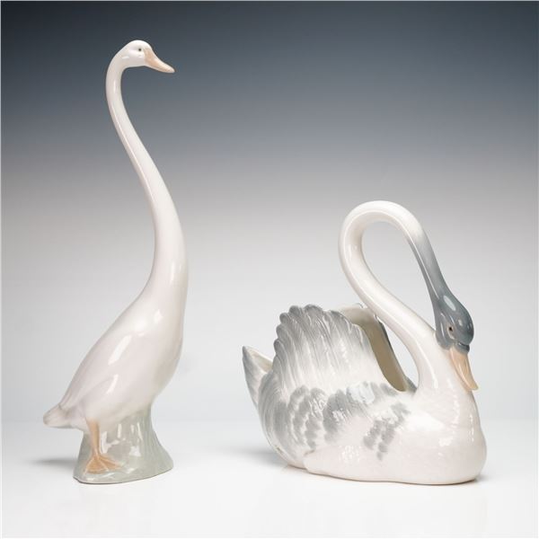 NAO by Lladro, Group of Two Swan Figurines