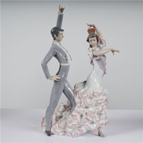 Lladro, A Passionate Dance (Model 1006387)