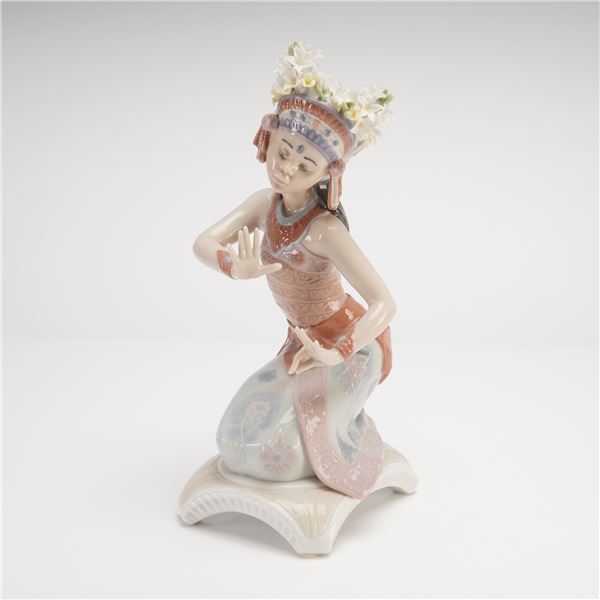 Lladro Glossy Porcelain Figurine, "Indian Pose" (Model 6142)