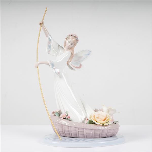 Lladro Porcelain Figurine, Enchanted Lake (1007679)