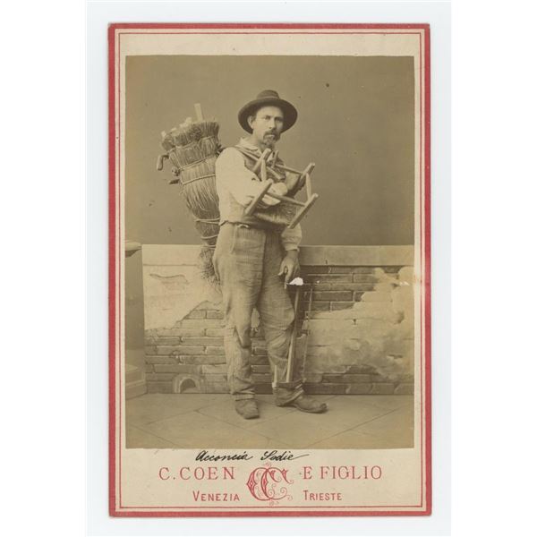 Italy Occupational Chair Caner Peddler Photo